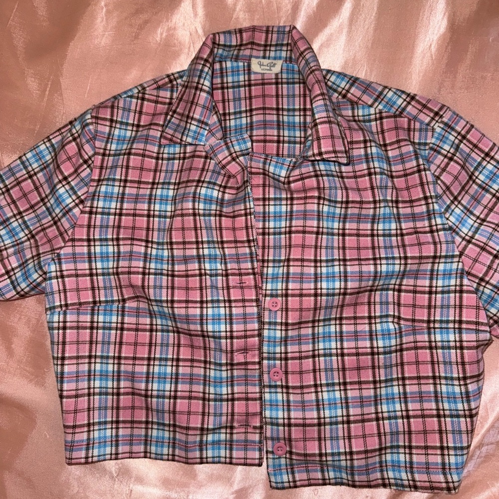 Brandy Melville/john Galt Vivian Plaid Cropped
Button Top